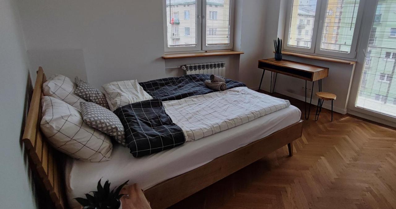 Appartamento Przestronny Apartament W Centrum Varsavia Esterno foto